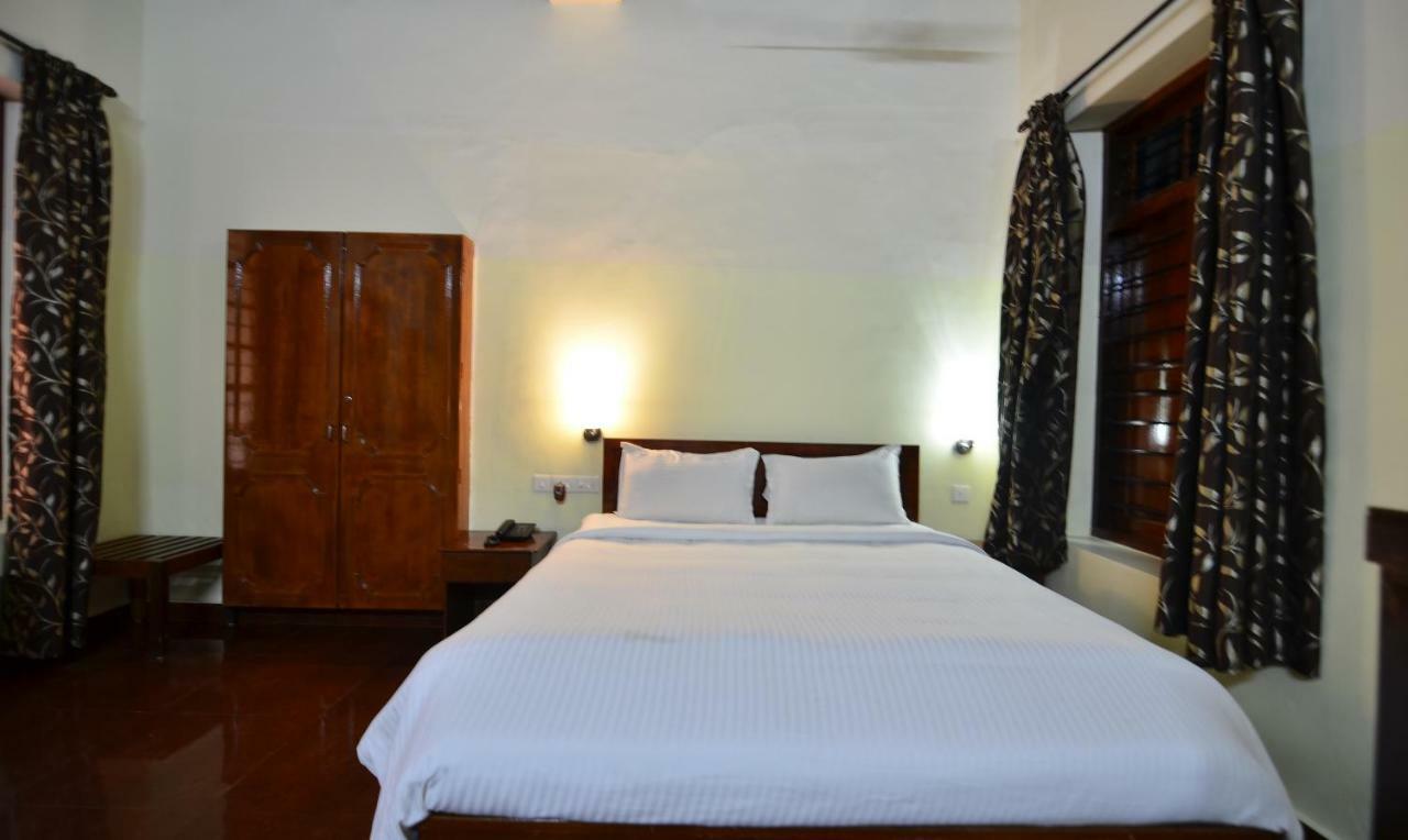 טריואנדרום The Royal Heritage Hotel And Ayurvedic Center מראה חיצוני תמונה